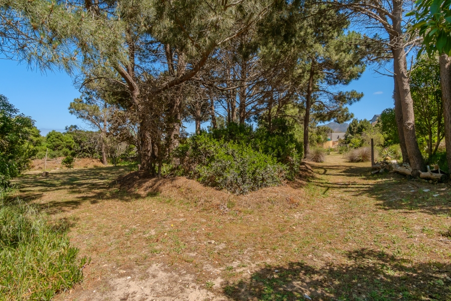 6 Bedroom Property for Sale in San Michel Western Cape